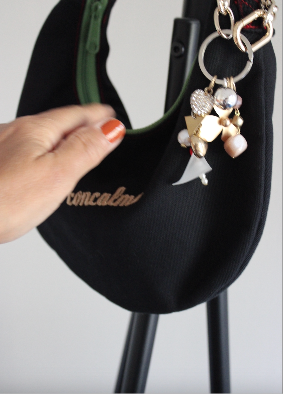 Charm | Lilly - heart - red circle - bling - stones ...