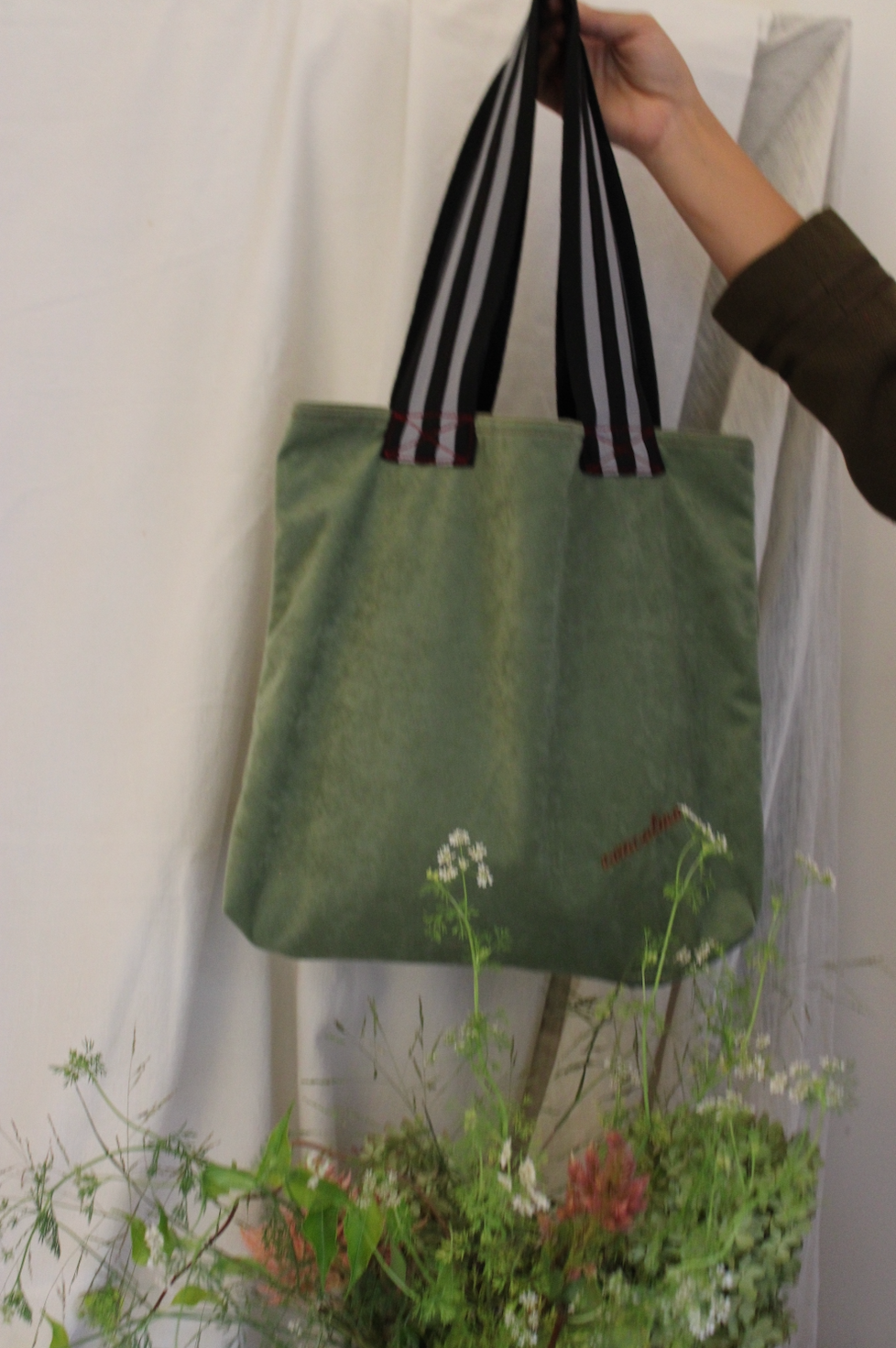 Chic | Moss Velvet Green