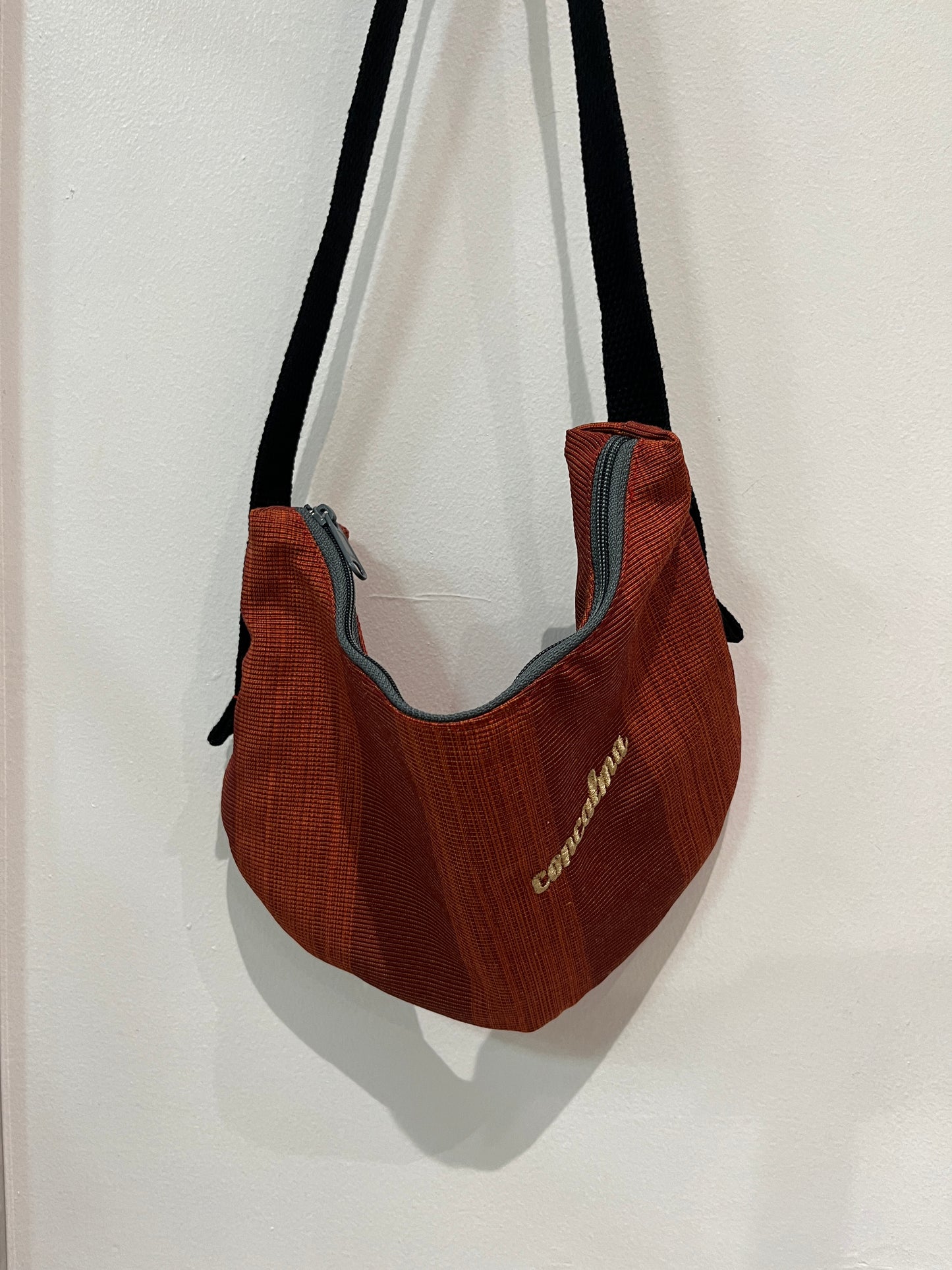 Media Luna SM | Pomegranate