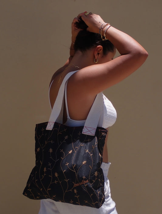 Chic | Black Grass