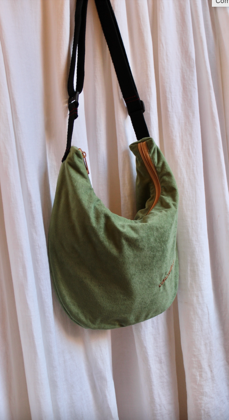 Media Luna LG | Moss Velvet